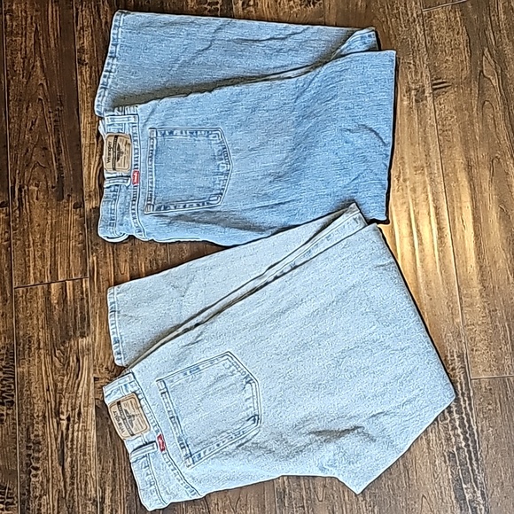STUNNING 2 WRANGLER STRAIGHT RELAXED LEG JEANS 38 X 32 - Picture 2 of 8